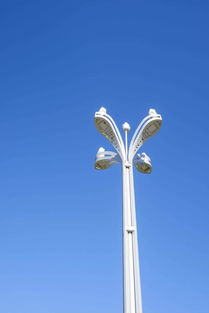 新LED路燈與高桿燈市場(chǎng)報(bào)價(jià)及廠家分析